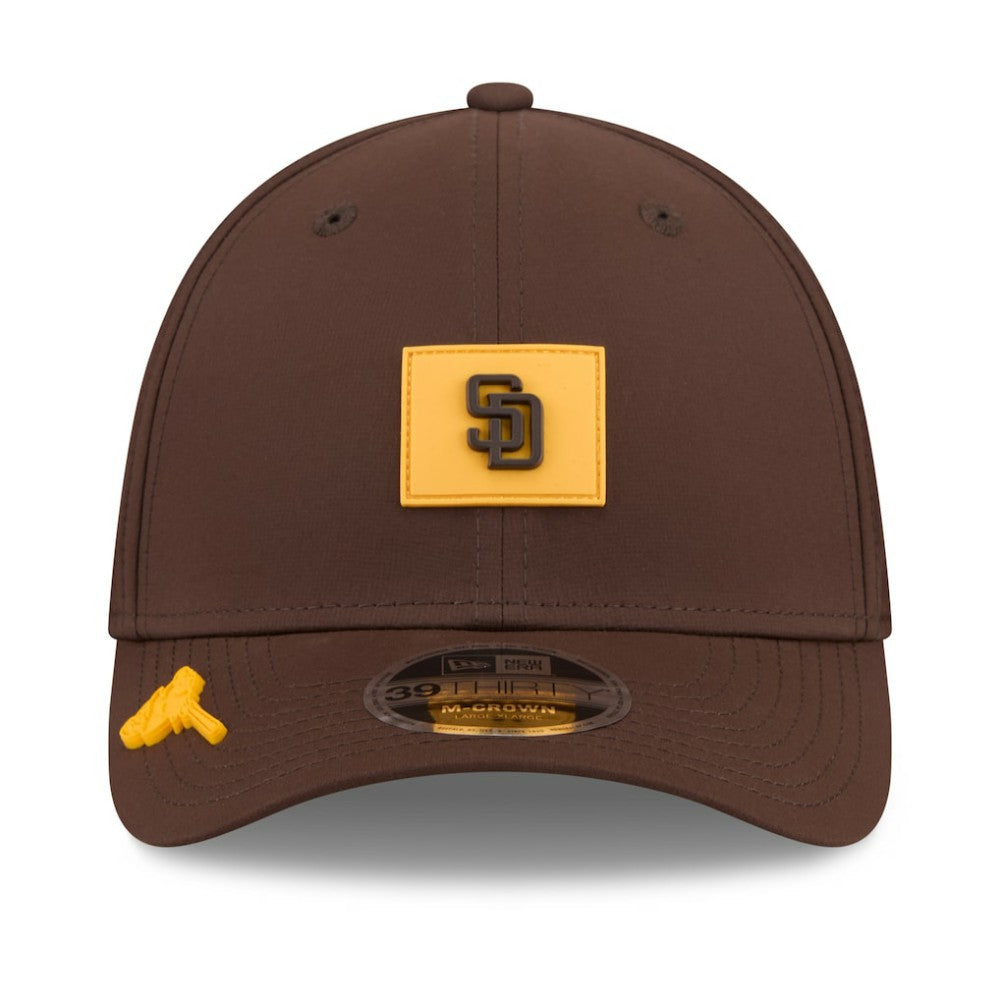 San Diego Padres 2026 Clubhouse M-Crown 39THIRTY Flex Hat - Brown | New Era
