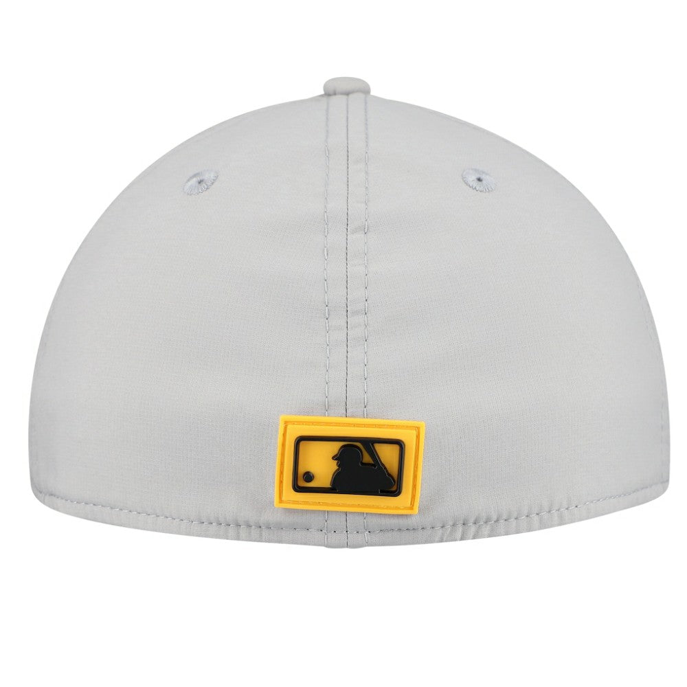 Pittsburgh Pirates 2026 Clubhouse Alternate 39THIRTY Flex Hat - Gray | New Era