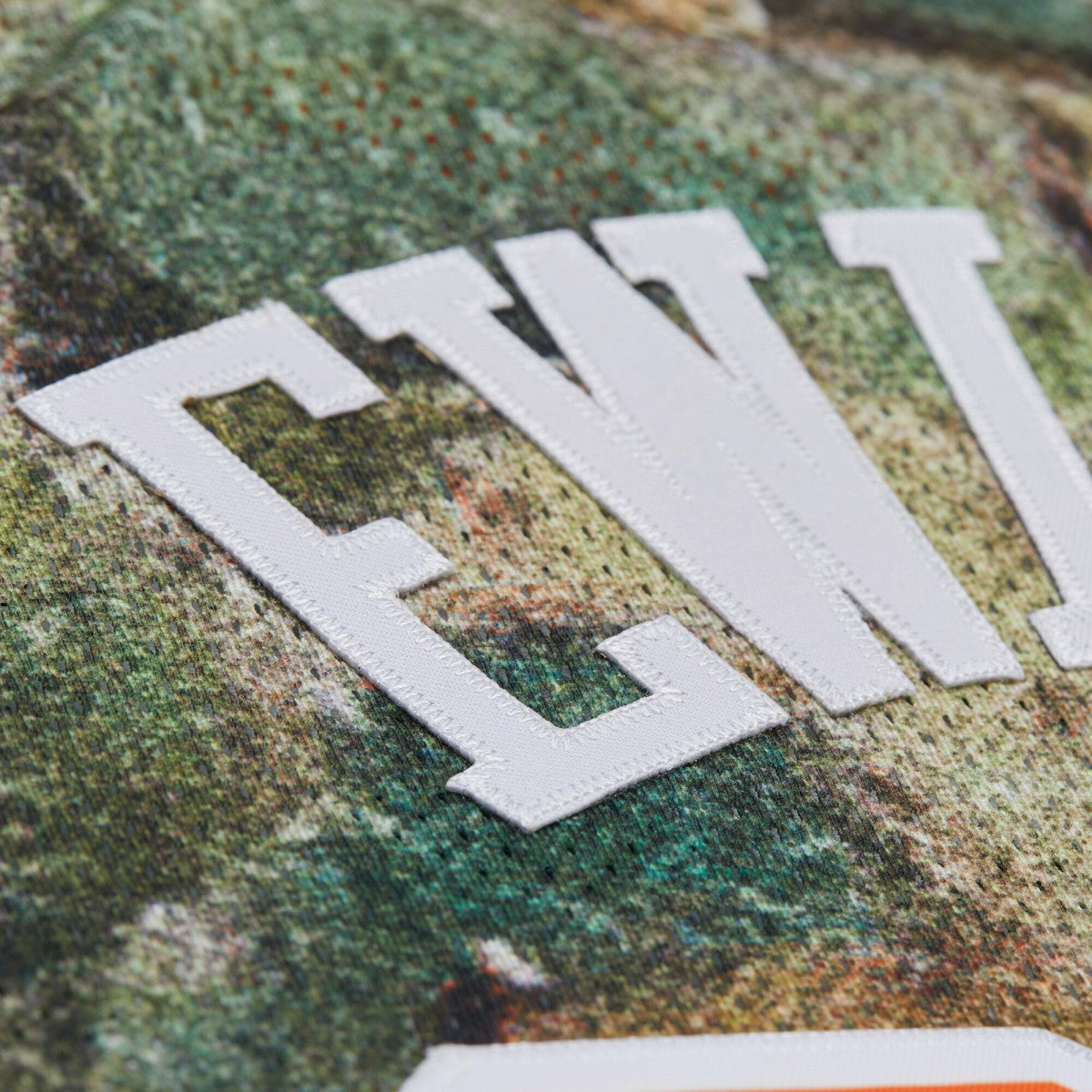 Patrick Ewing New York Knicks x Salehe Swingman Jersey | Mitchell & Ness online