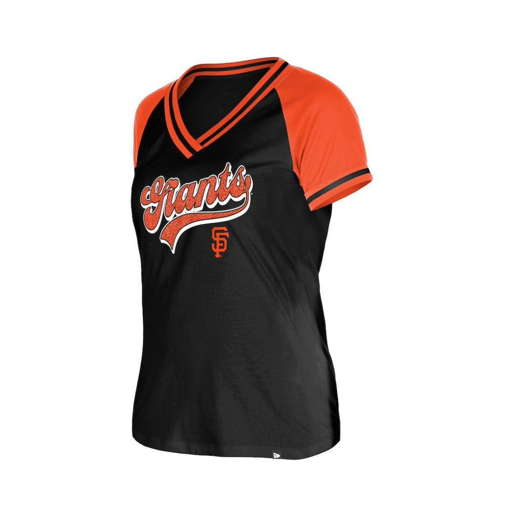 San Francisco Giants Women's Gameday V-Neck T-Shirt - Black | New Era