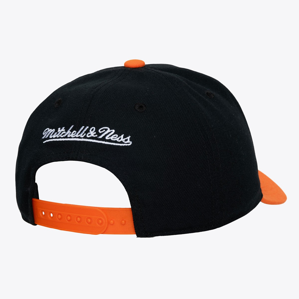 New York Knicks Hardwood Classics Legendary Away Pro-Pinch Adjustable Hat - Black | Mitchell & Ness on sale