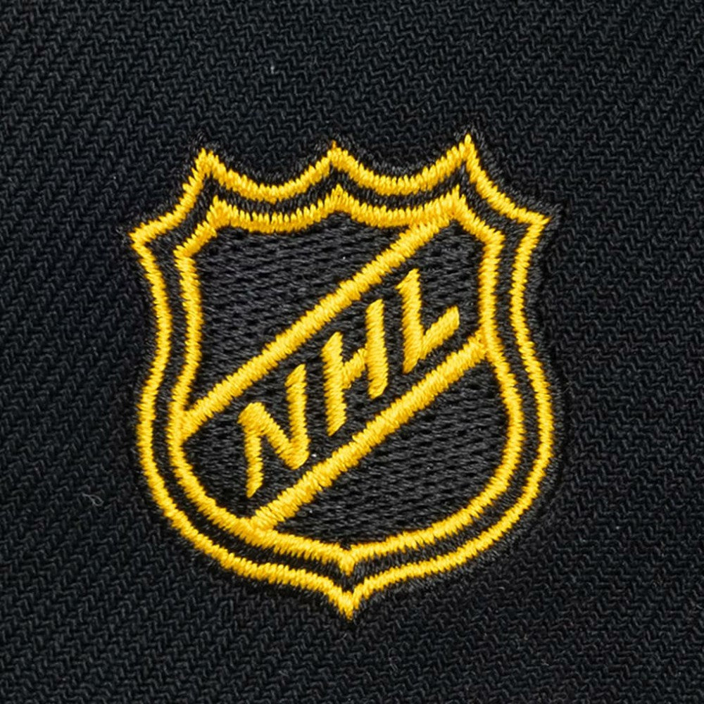 Boston Bruins Mitchell & Ness Legendary Away Snapback Hat