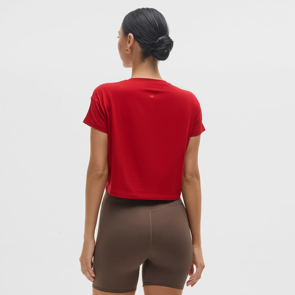 NFL Atlanta Falcons lululemon Women's Cates T-Shirt