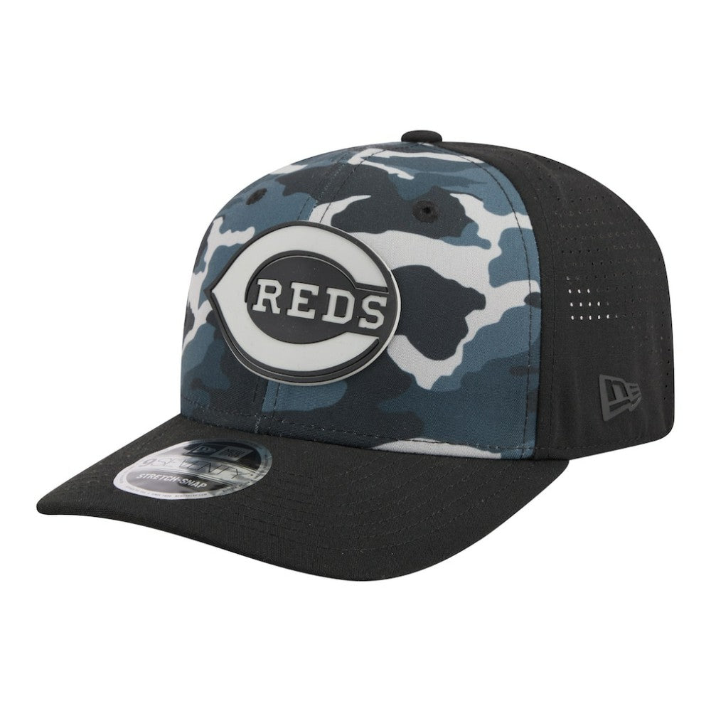 Cincinnati Reds Tonal Camo 9SEVENTY Stretch-Snap Hat - Black | New Era
