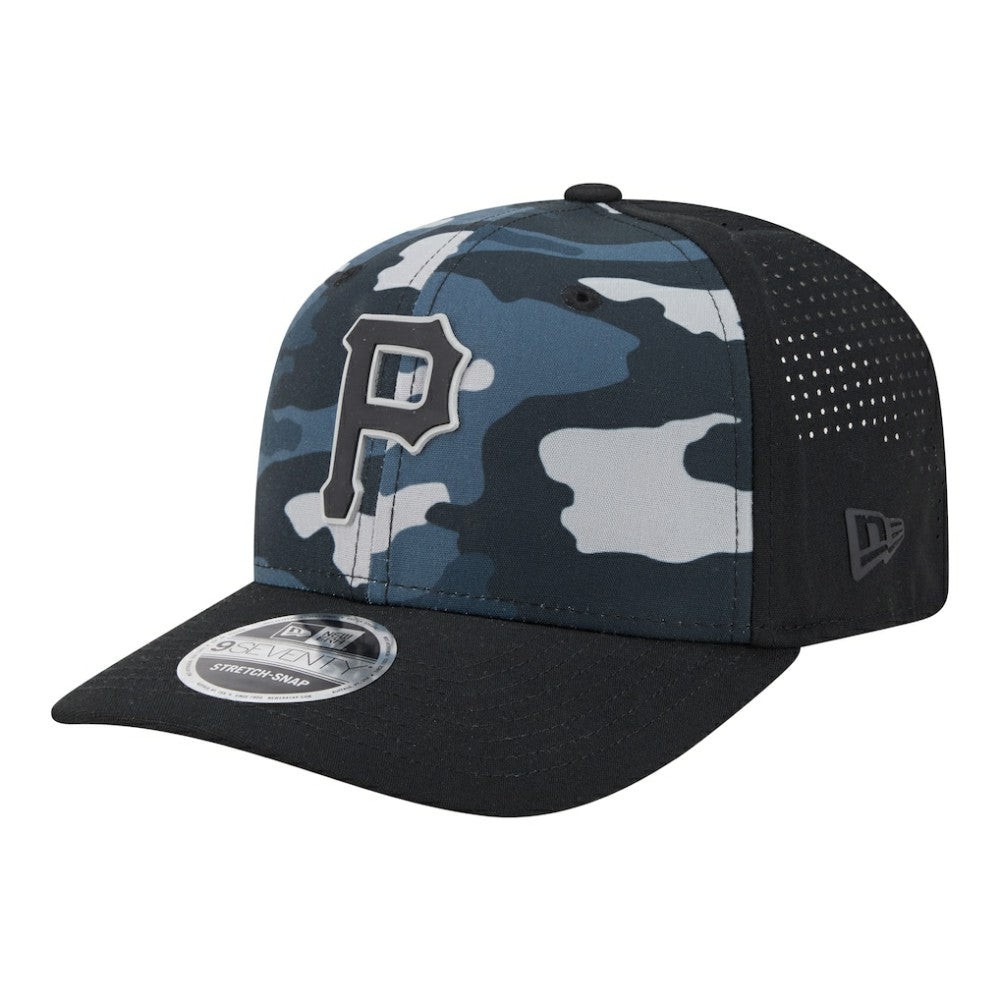 Pittsburgh Pirates Tonal Camo 9SEVENTY Stretch-Snap Hat - Black | New Era