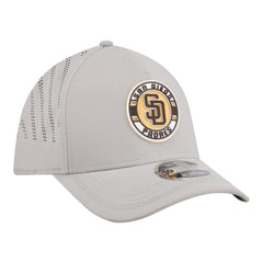 San Diego Padres Patch 39THIRTY A-Frame M-Crown Perforated Flex Hat - Gray | New Era