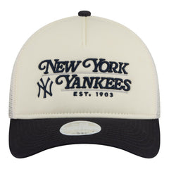 New York Yankees Women's Retro 9FORTY M-Crown A-Frame Trucker Adjustable Hat - Light Beige/Navy | New Era