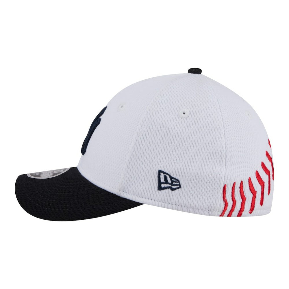 New York Yankees Youth Baseball 39THIRTY M-Crown Flex Hat - White/Navy | New Era