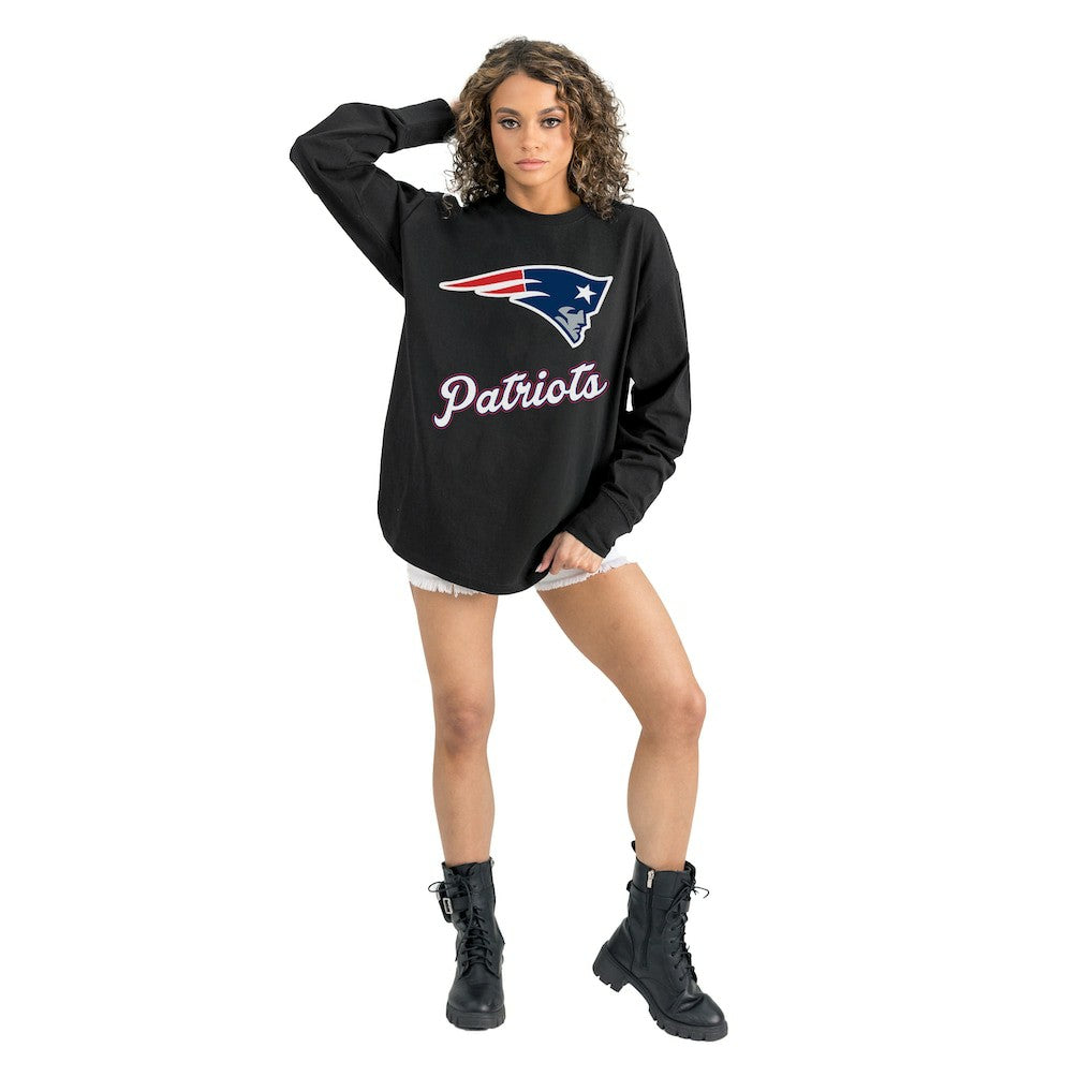 NFL New England Patriots Gameday Couture Women's Oversized Long Sleeve T-Shirt