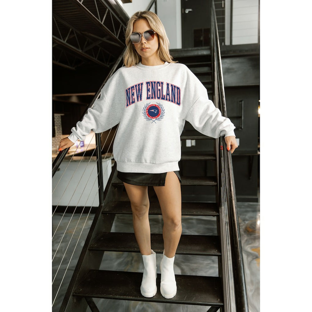 NFL New England Patriots Gameday Couture Women's Traditional Logo Oversized Premium Fleece Pullover Sweatshirt