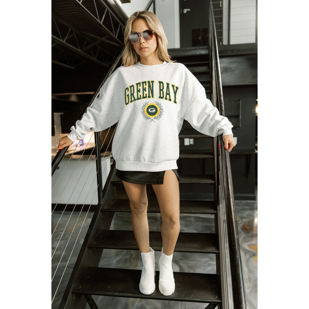 NFL Green Bay Packers Gameday Couture Women's Traditional Logo Oversized Premium Fleece Pullover Sweatshirt