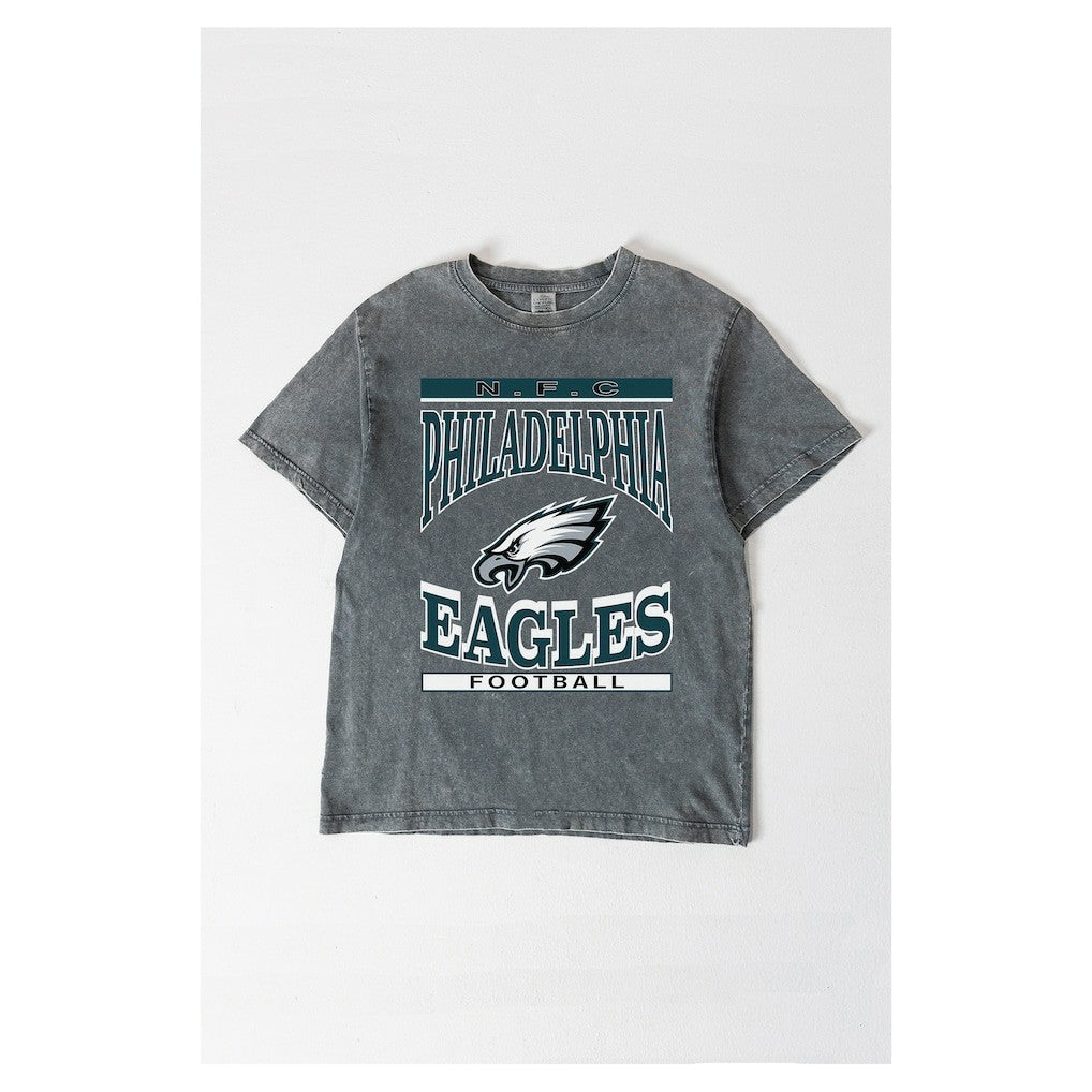 NFL Philadelphia Eagles Gameday Couture Women's Oversized Classic Grind Washed T-Shirt