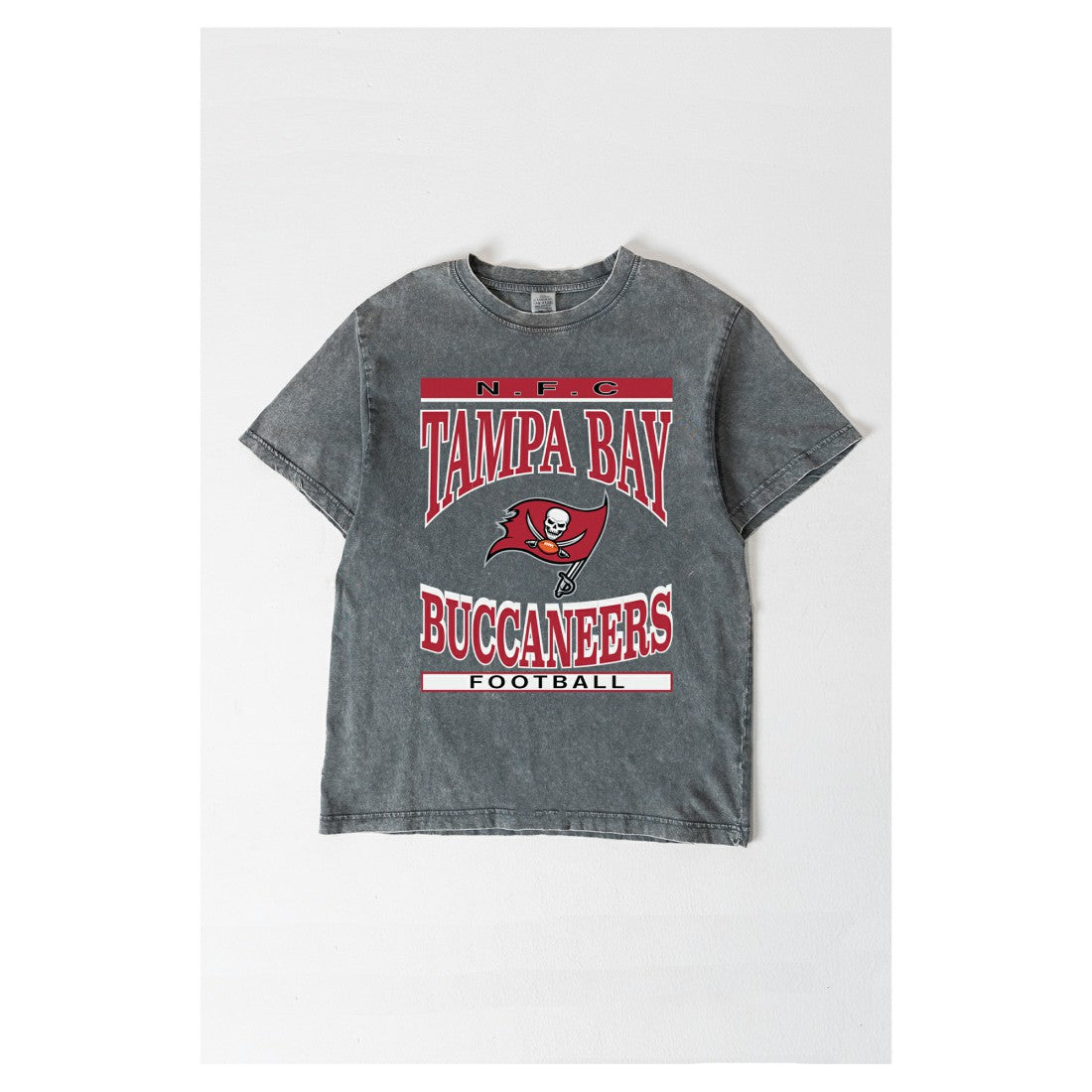 NFL Tampa Bay Buccaneers Gameday Couture Women's Oversized Classic Grind Washed T-Shirt
