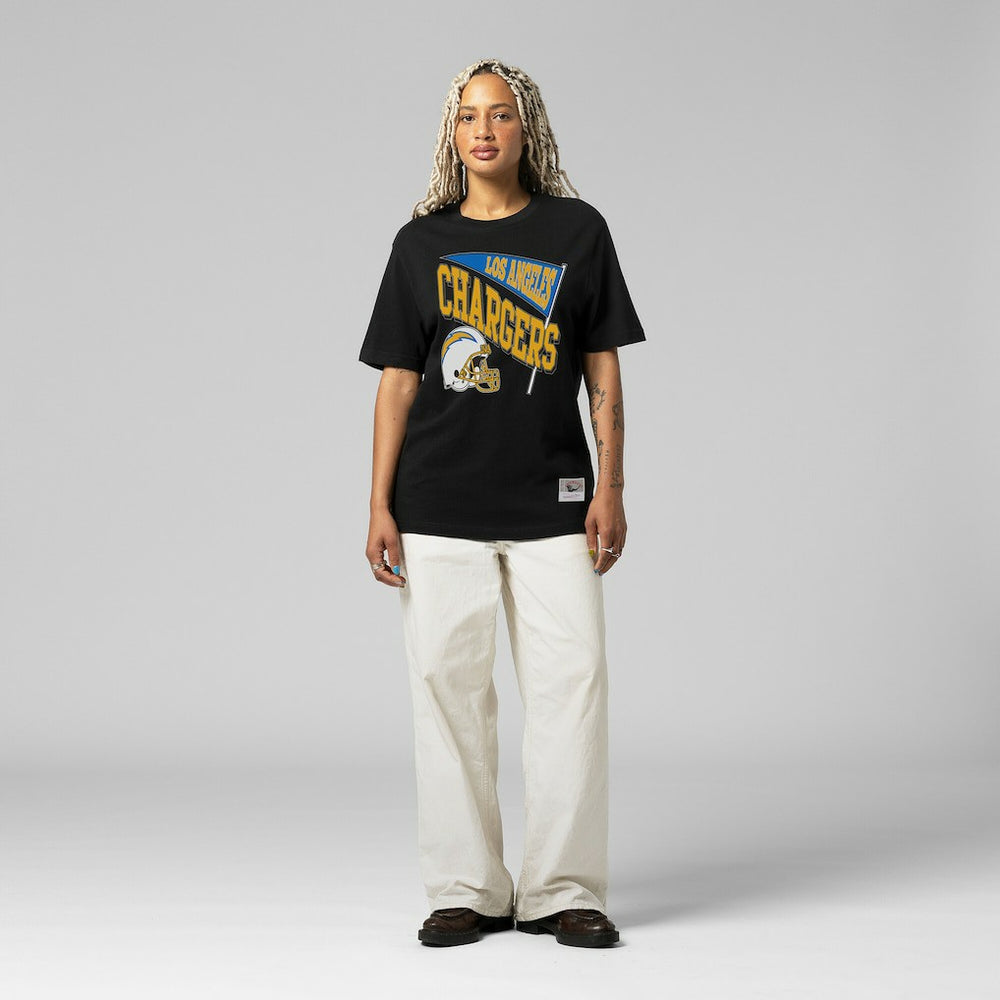 NFL Los Angeles Chargers Women's Team Dynamic Boyfriend T-Shirt