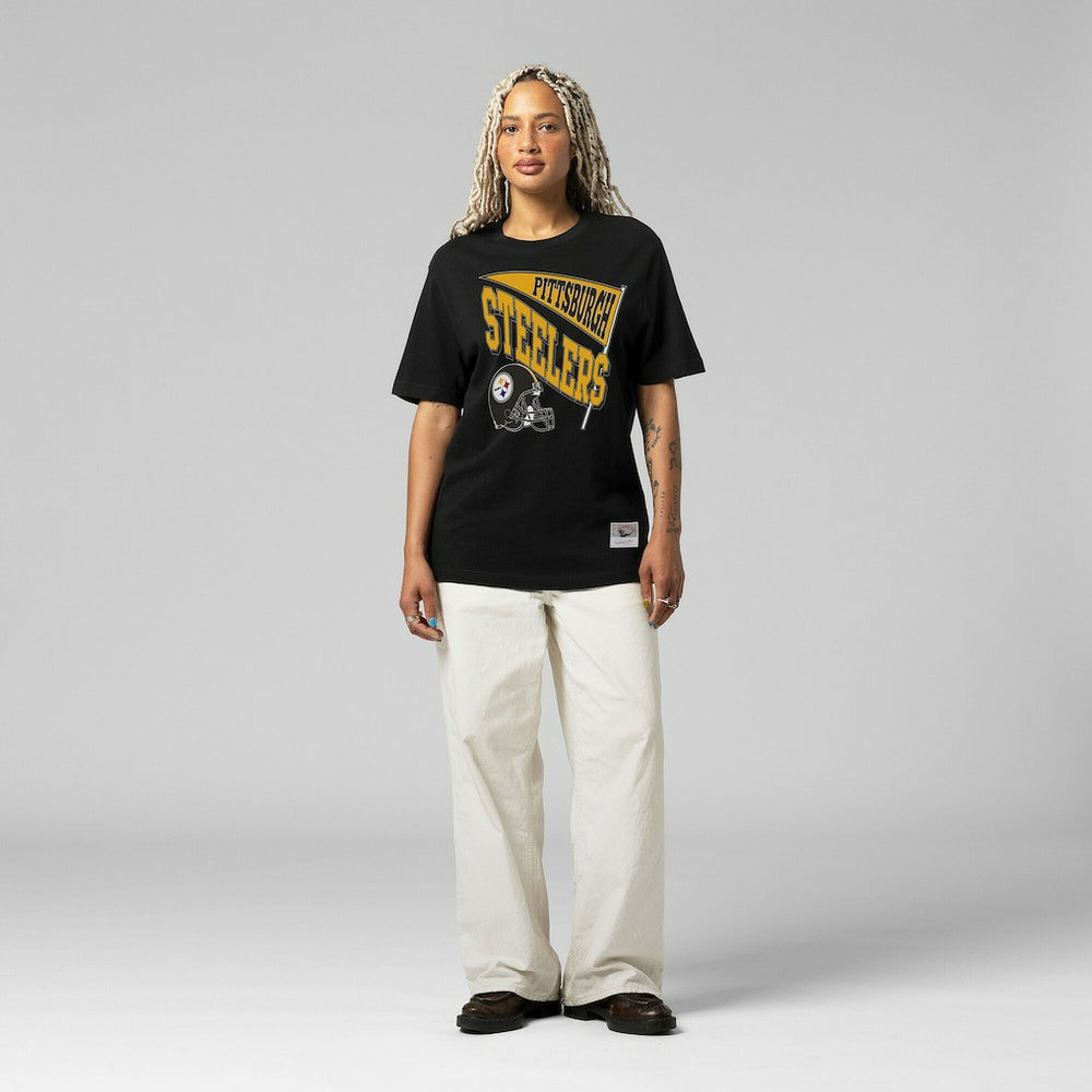 NFL Pittsburgh Steelers Women's Team Dynamic Boyfriend T-Shirt