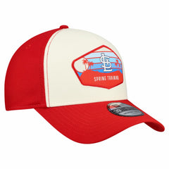 St. Louis Cardinals 2026 Spring Training Fan Pack Gradient 39THIRTY Flex Hat - Stone | New Era