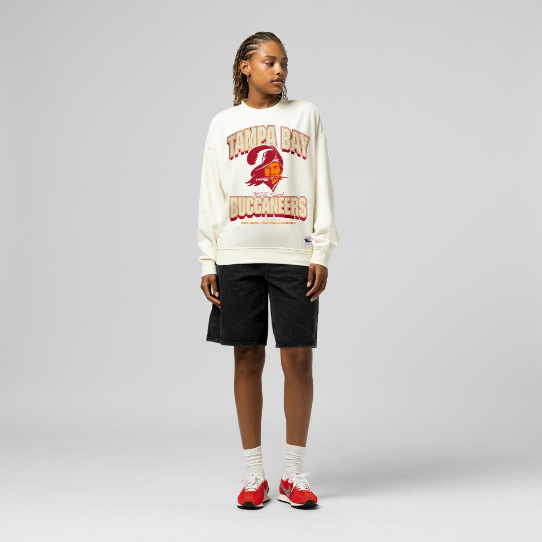 NFL Tampa Bay Buccaneers Women's Tonal Arch Sweatshirt