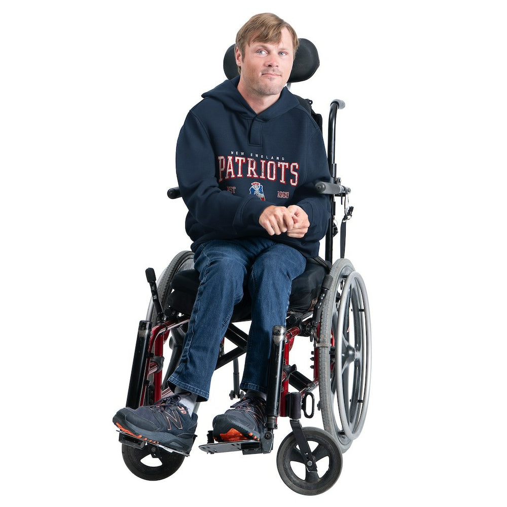 NFL New England Patriots G-III Sports by Carl Banks Adaptive Team Spirit Graphic Fleece Pullover Hoodie