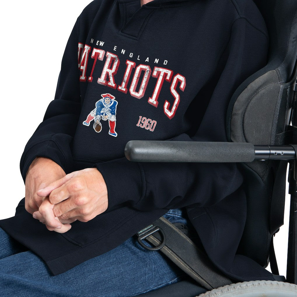 NFL New England Patriots G-III Sports by Carl Banks Adaptive Team Spirit Graphic Fleece Pullover Hoodie