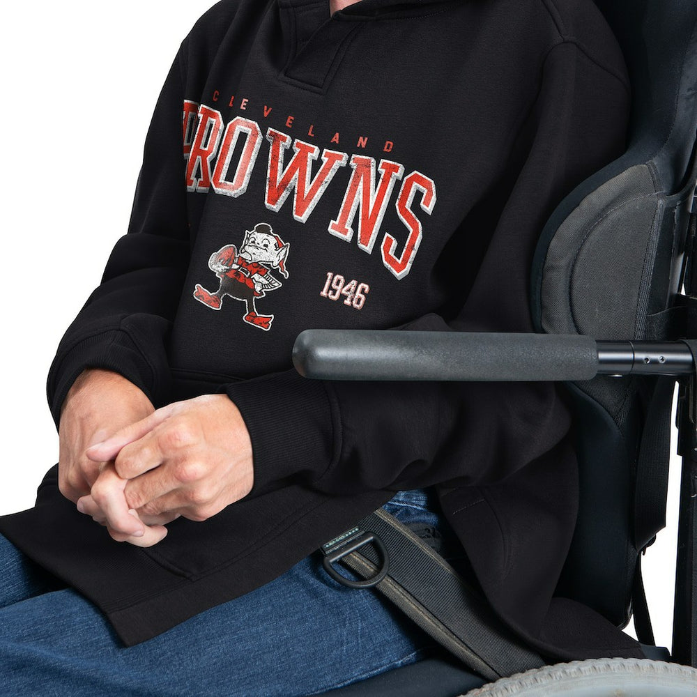 NFL Cleveland Browns G-III Sports by Carl Banks Adaptive Team Spirit Graphic Fleece Pullover Hoodie