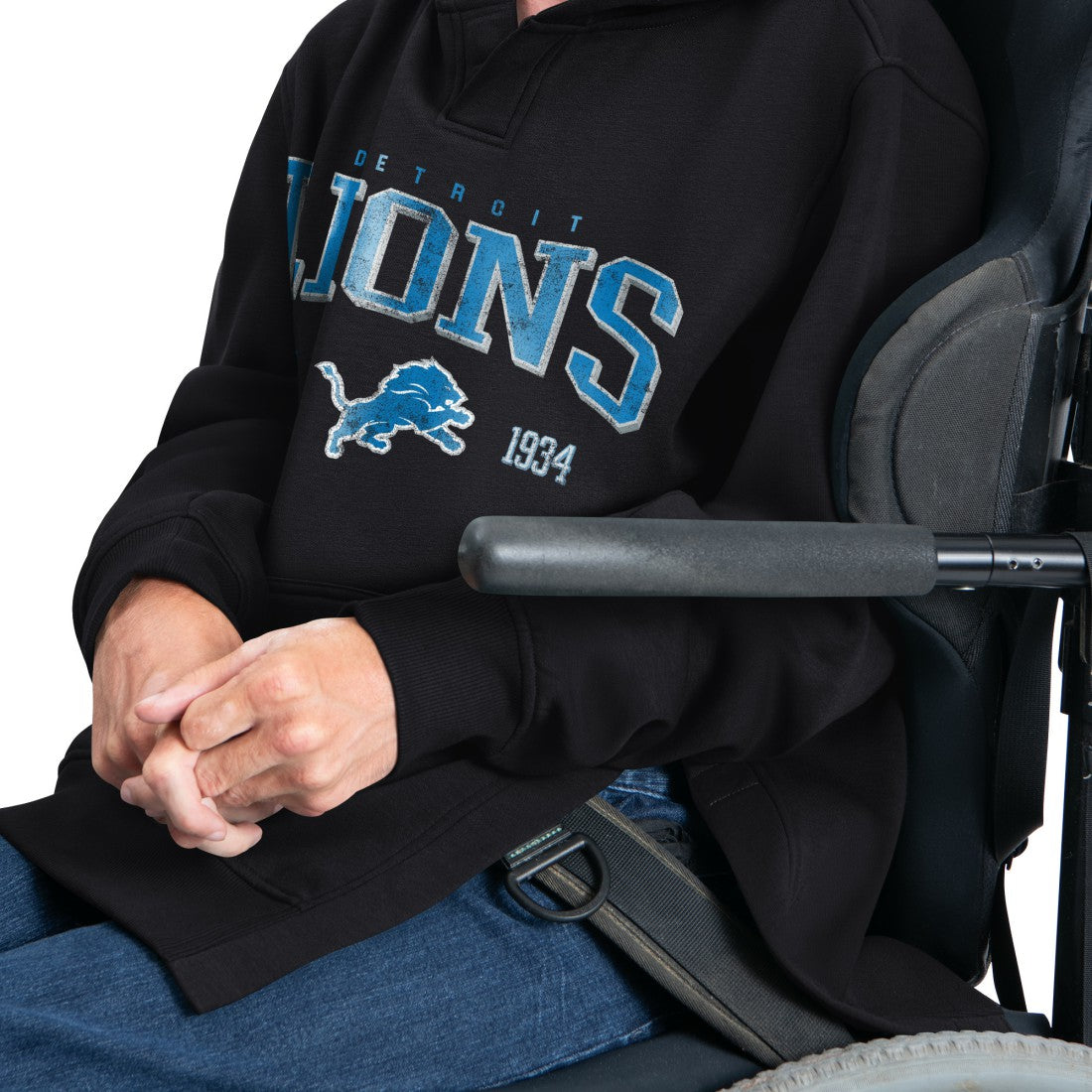 NFL Detroit Lions G-III Sports by Carl Banks Adaptive Team Spirit Graphic Fleece Pullover Hoodie