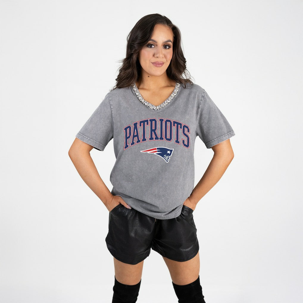 NFL New England Patriots Gameday Couture Women's Relaxed Iconic Edge Rhinestone V-Neck T-Shirt