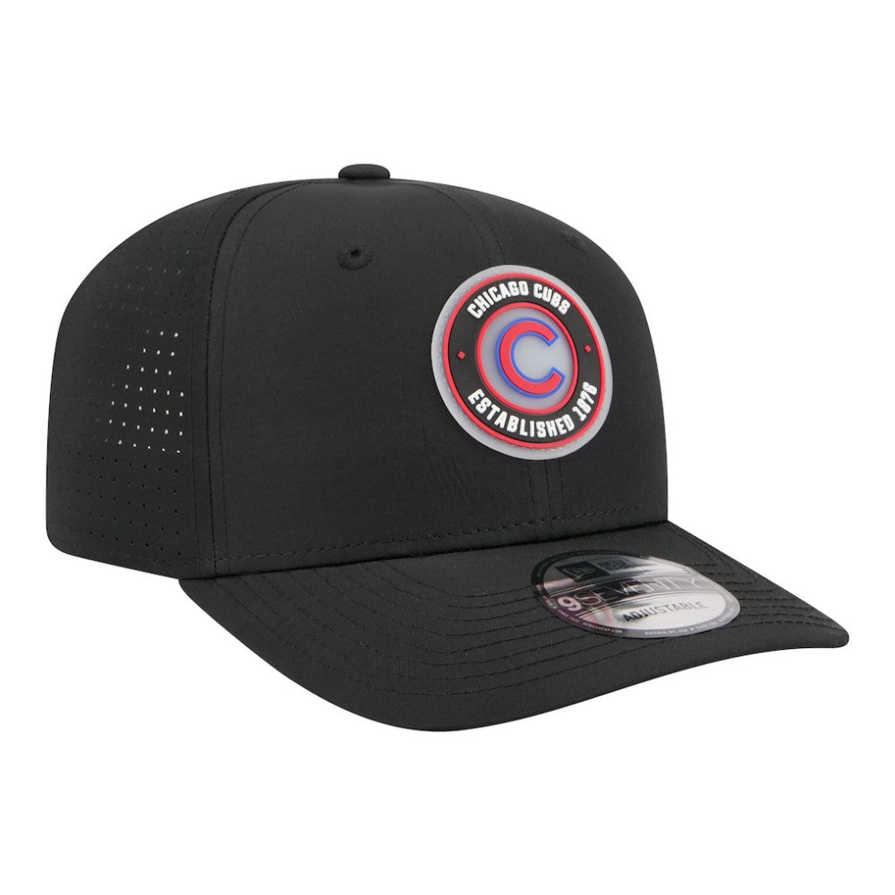 Chicago Cubs Circle 9SEVENTY Adjustable Hat - Black | New Era