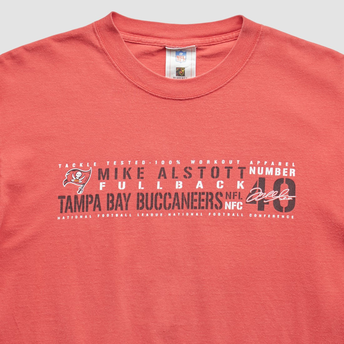 NFL Tampa Bay Buccaneers NFL 2000s T-Shirt