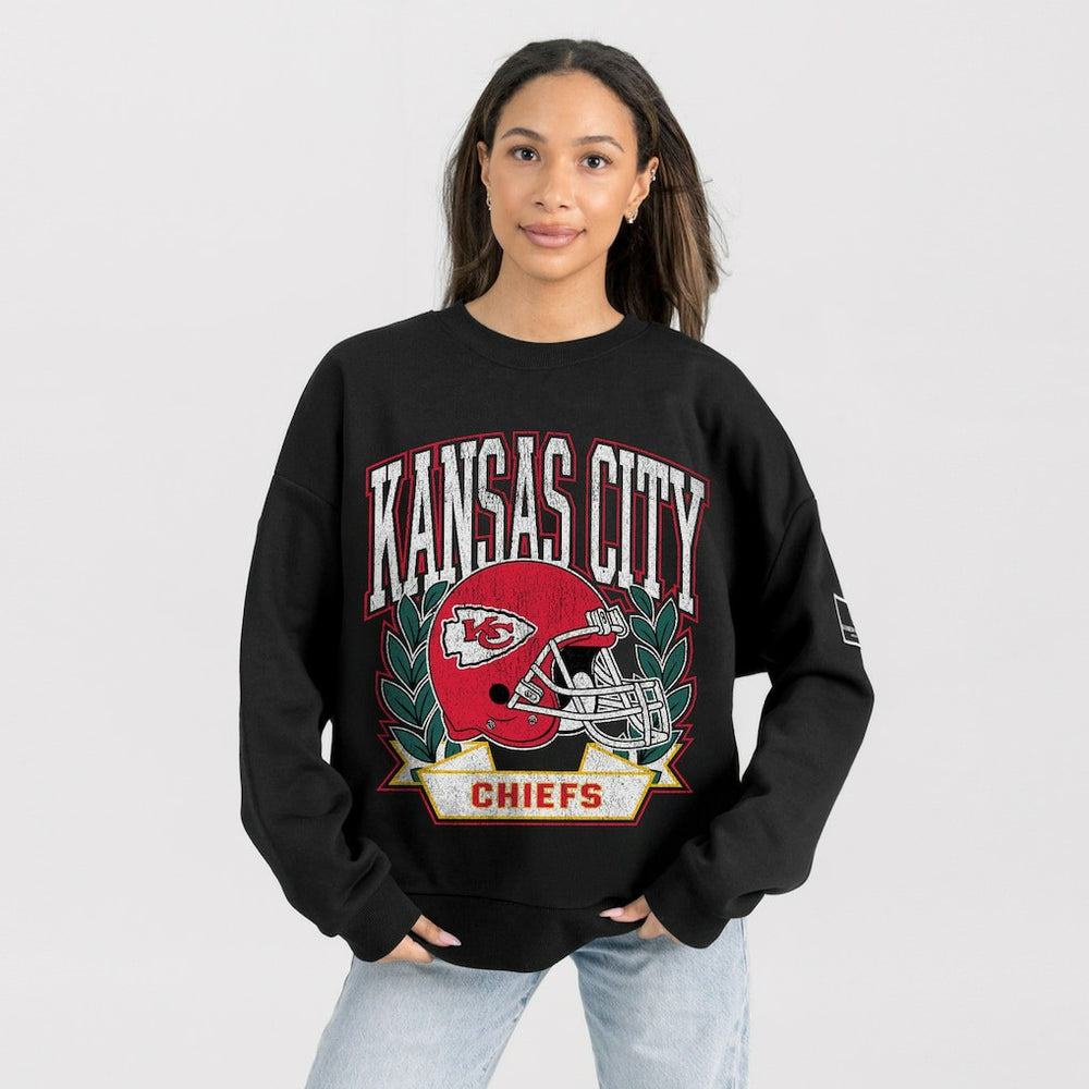 NFL Kansas City Chiefs Gameday Couture Women's Oversized Victory Lane Black Label Premium Fleece Sweatshirt