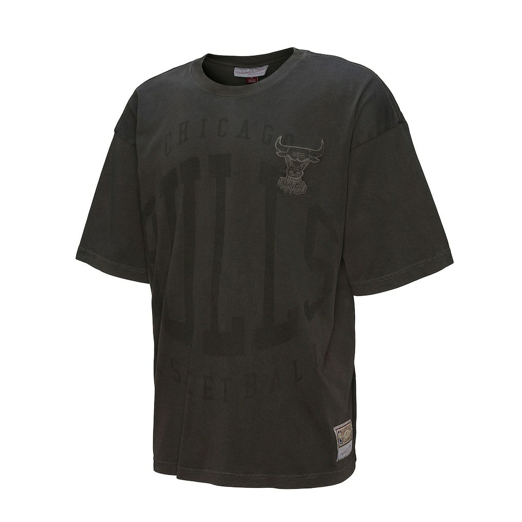 Chicago Bulls Downtown Collection Premium T-Shirt - Black | Mitchell & Ness outlet