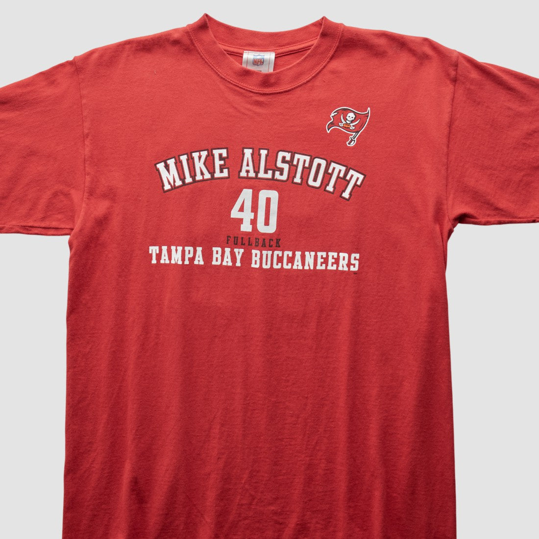 NFL Tampa Bay Buccaneers NFL 2000s T-Shirt