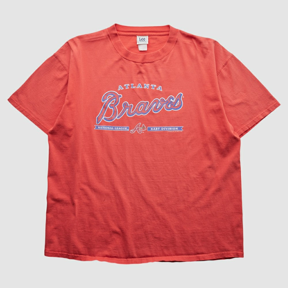 Atlanta Braves Lee Apparel 2000s T-Shirt - Red Vintage