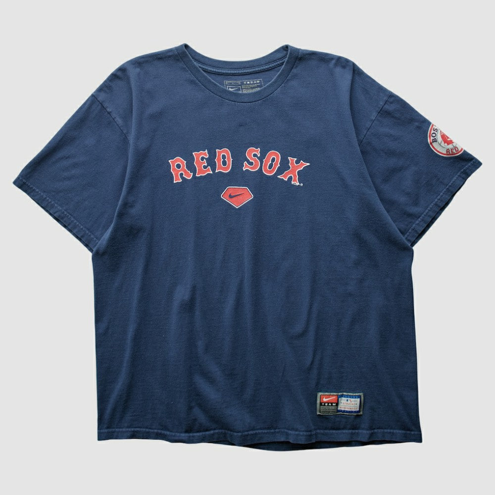 Boston Red Sox 2000s T-shirt - Navy Vintage | Nike