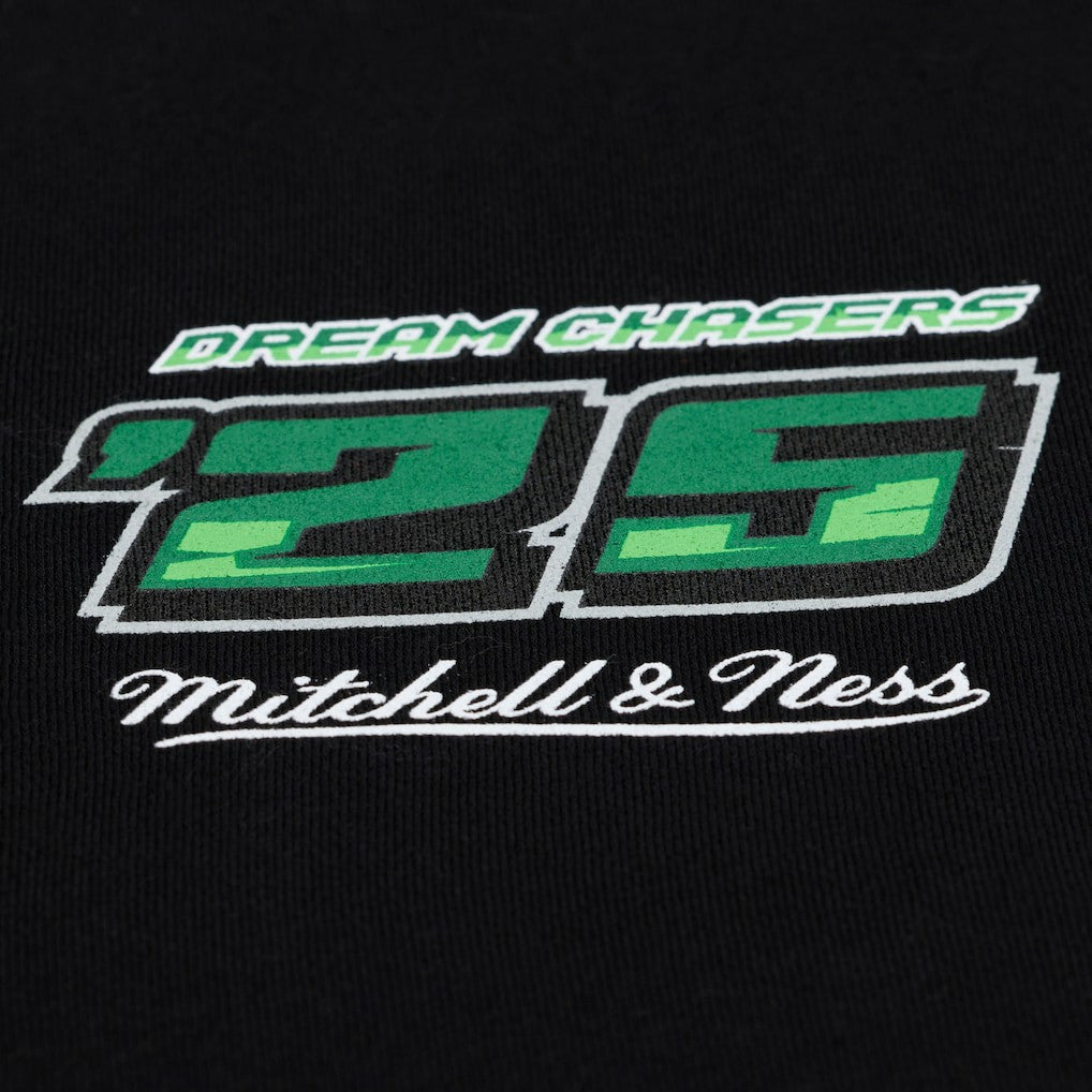 NFL Philadelphia Eagles Dream Chasers Fly Hoodie