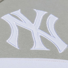 New York Yankees Cooperstown Collection Thunderstorm Head Coach Hoodie - Gray | Mitchell & Ness
