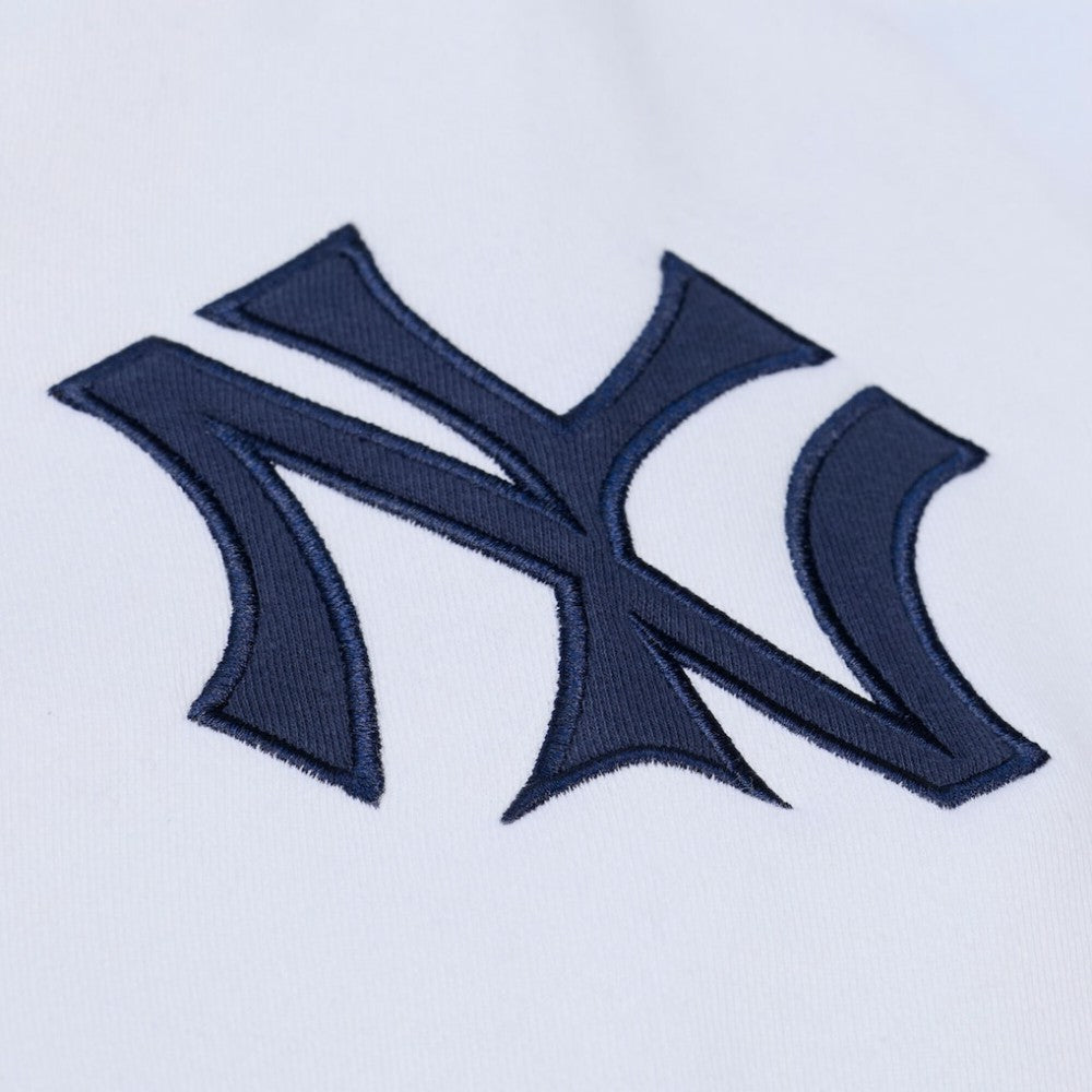 New York Yankees Cooperstown Collection Fleece Hoodie - White | Mitchell & Ness