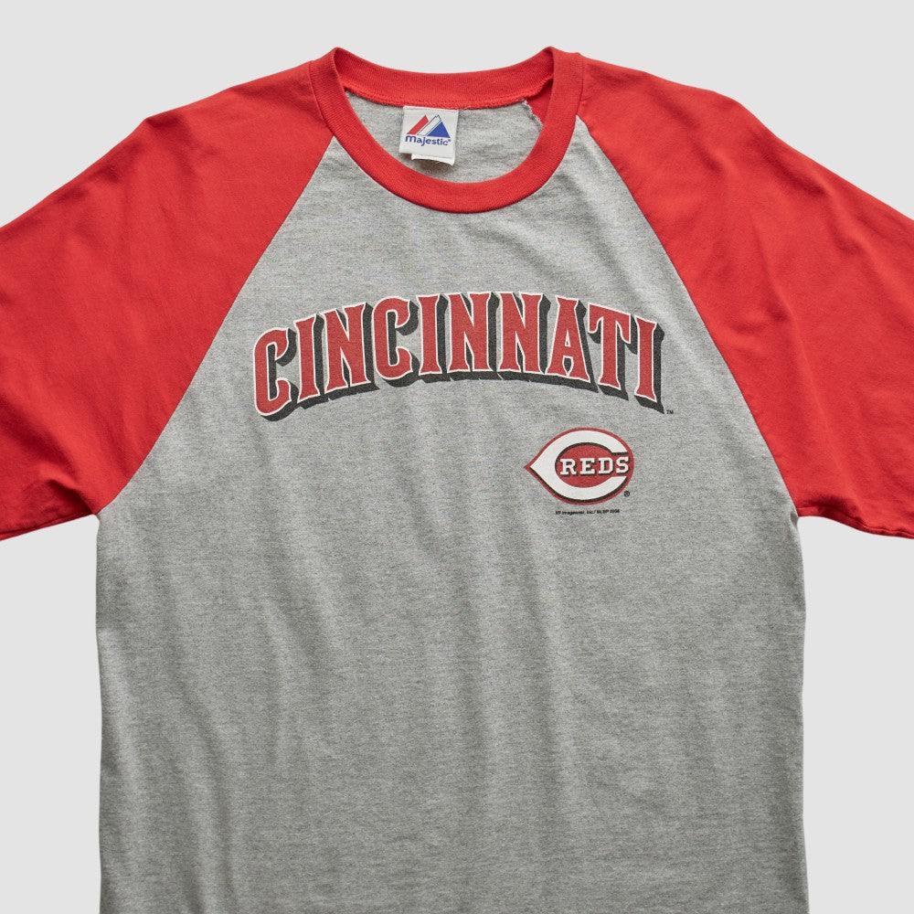 Cincinnati Reds Majestic 2000s T-shirt - Heather Gray Vintage