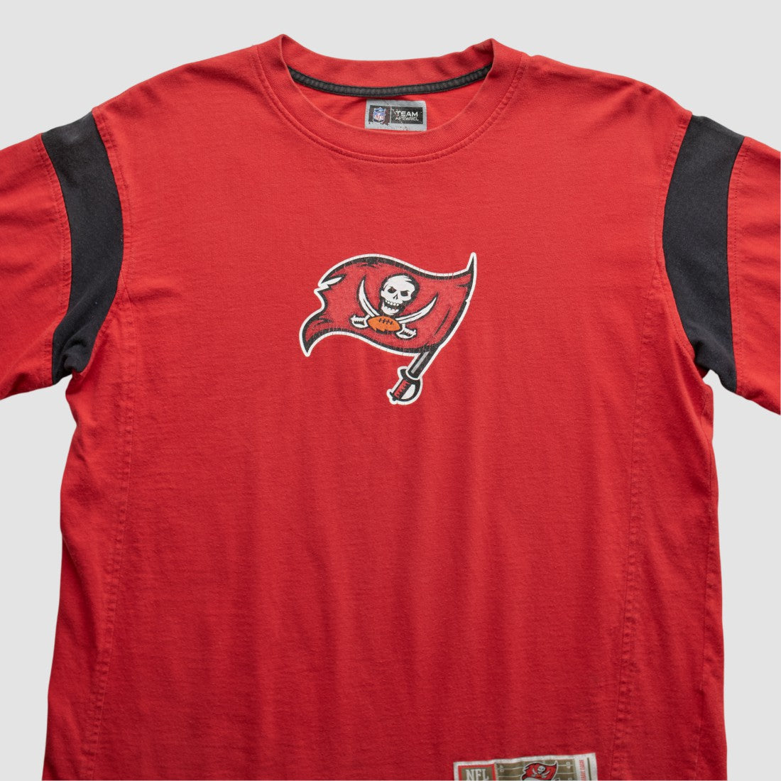 NFL Tampa Bay Buccaneers NFL 2000s T-shirt