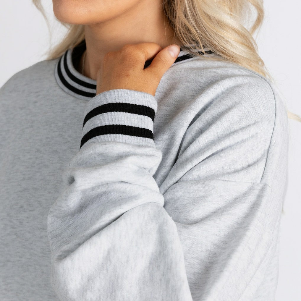 NFL San Francisco 49ers Gameday Couture Women's Oversized Gridiron Drive Ringer Stripe Sweatshirt