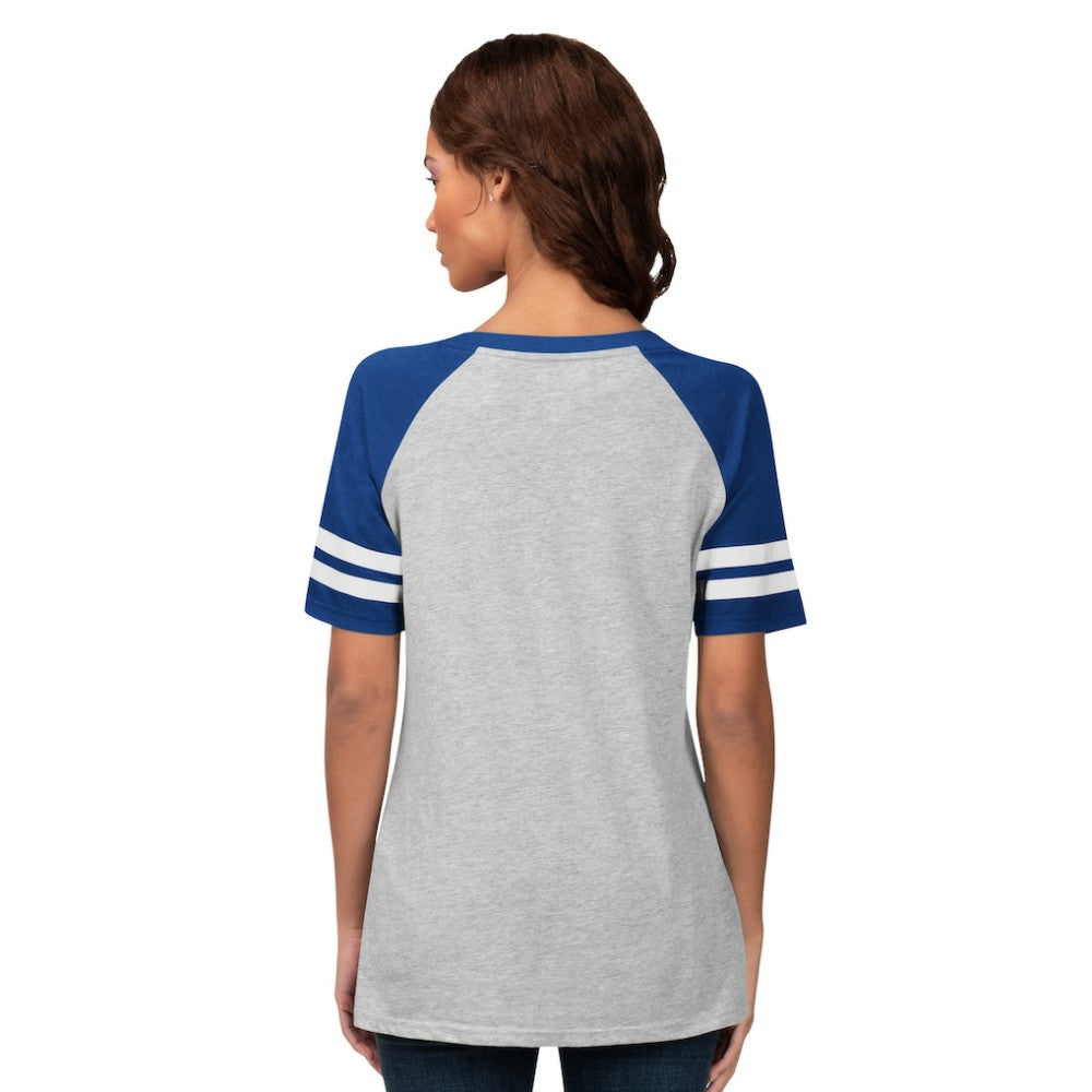Chicago Cubs G-III 4Her by Carl Banks Women's Goal Line Raglan V-Neck T-Shirt - Heather Gray