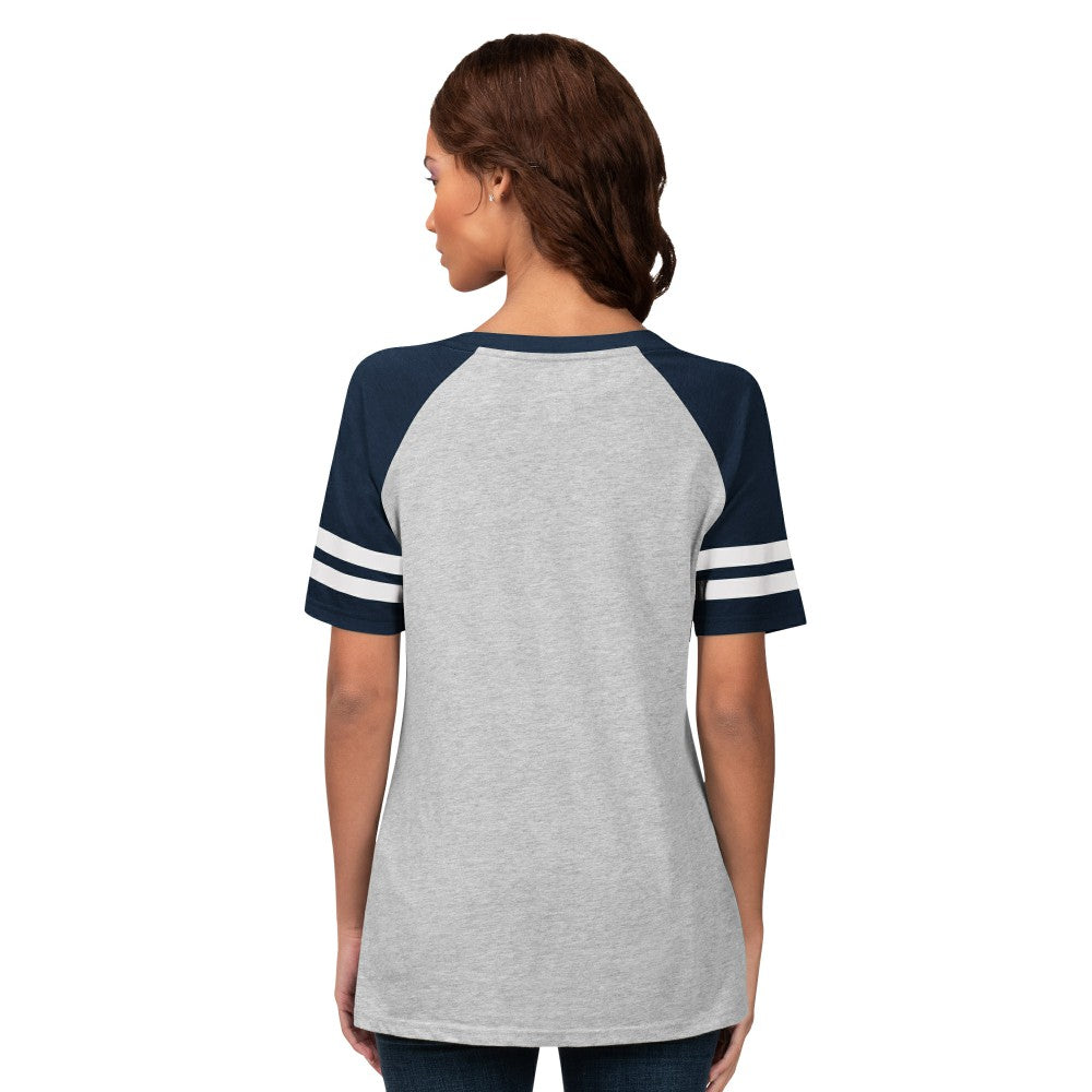 Milwaukee Brewers G-III 4Her by Carl Banks Women's Goal Line Raglan V-Neck T-Shirt - Heather Gray