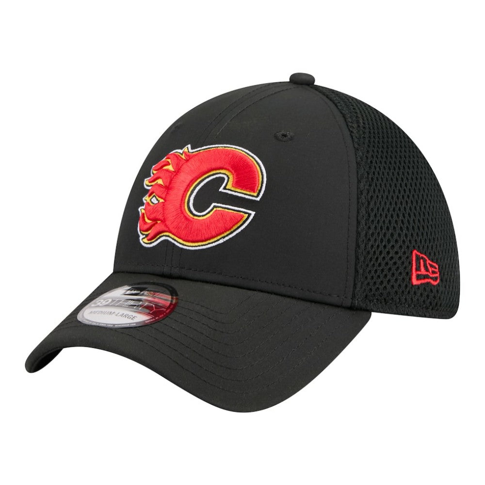 Calgary Flames New Era Logo 39THIRTY Flex Hat