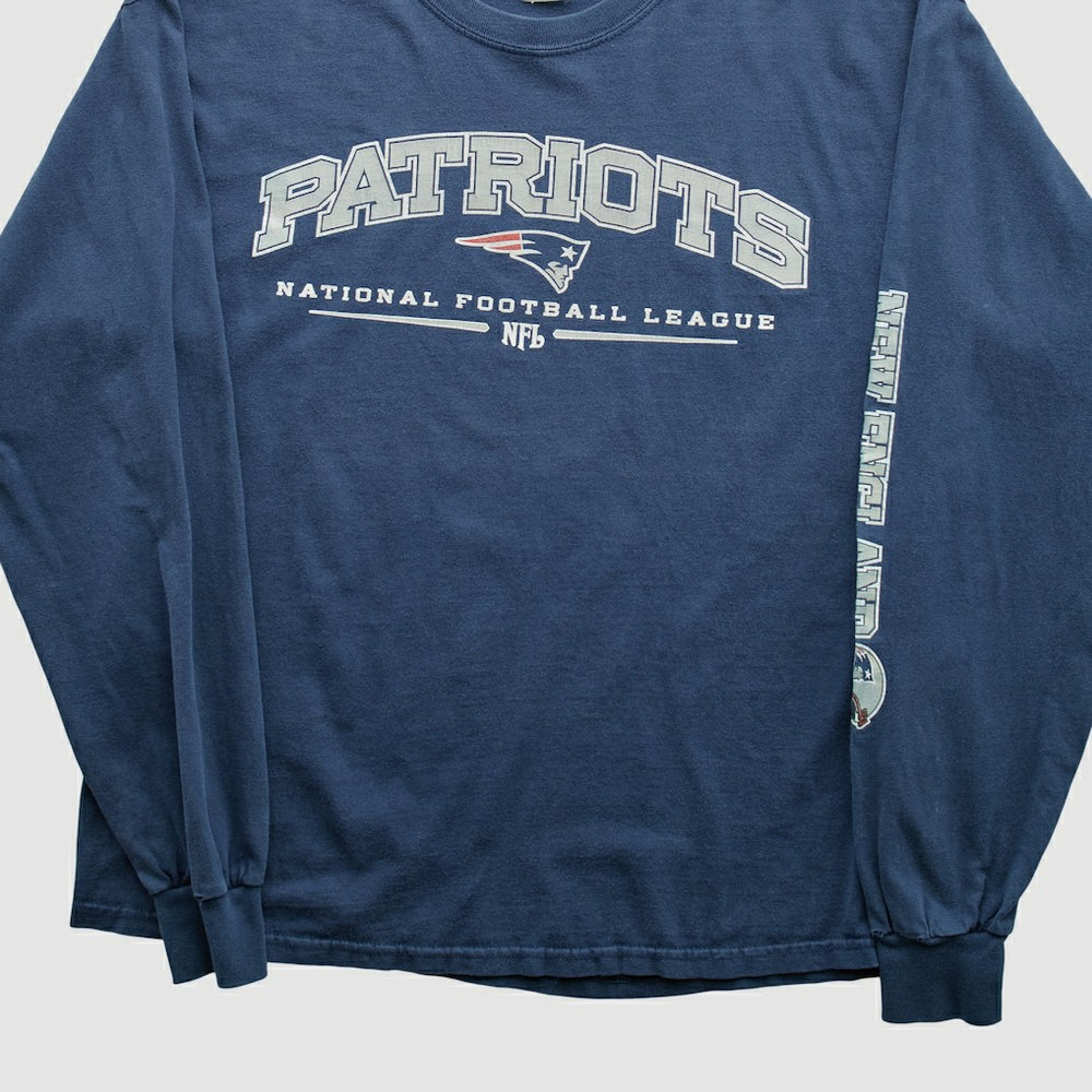 NFL New England Patriots Gildan 2000s Long Sleeve T-shirt
