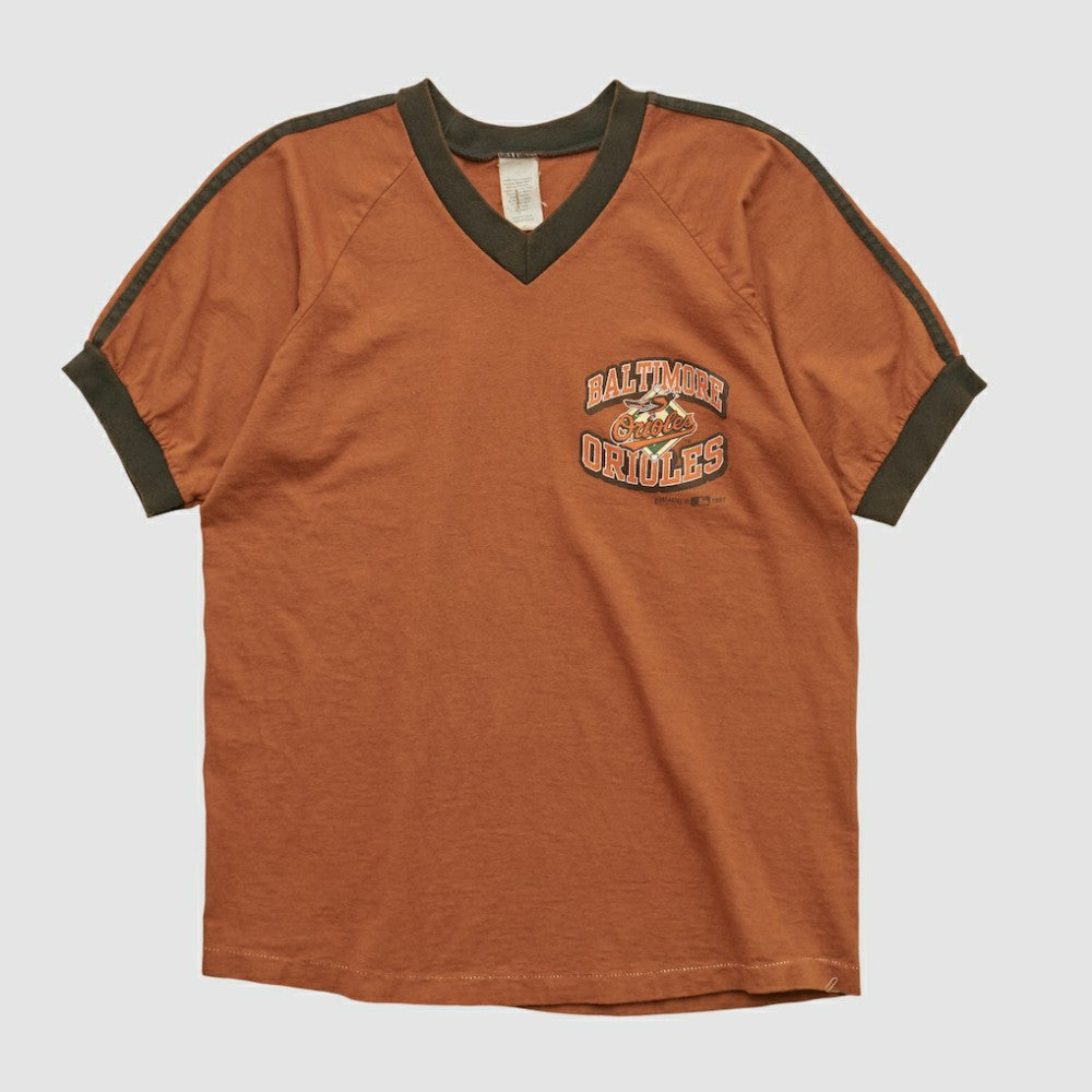 Baltimore Orioles 1997 T-shirt - Clay Vintage