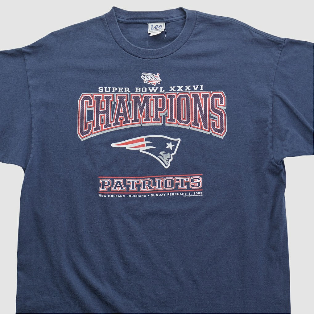 NFL New England Patriots Lee Apparel 2002 T-shirt