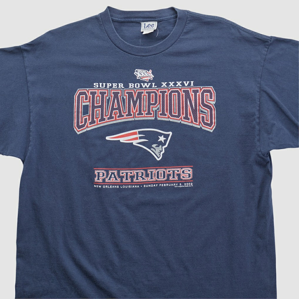 NFL New England Patriots Lee Apparel 2002 T-shirt