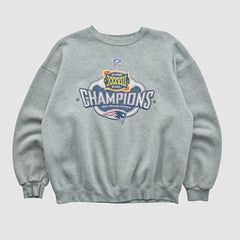 NFL New England Patriots Super Bowl XXXVIII Lee Apparel 2004 Pullover Sweatshirt