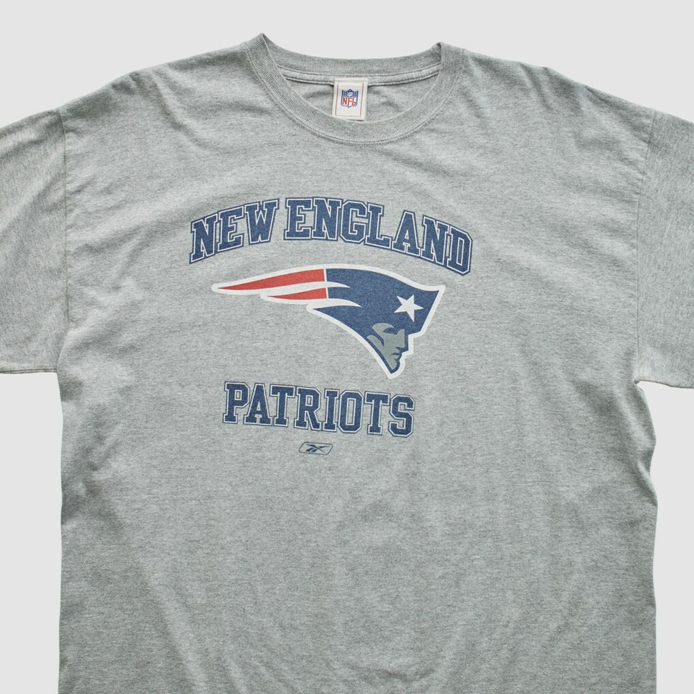 NFL New England Patriots NFL 2000s Long Sleeve T-shirt