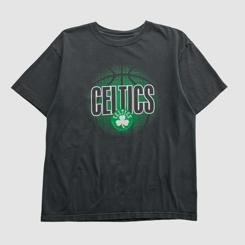 Boston Celtics NBA 2010s T-shirt - Black Vintage | Vintage shop