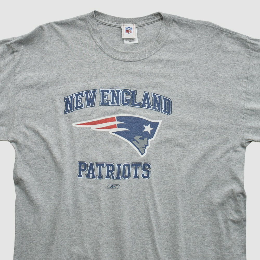 NFL New England Patriots NFL 2000s Long Sleeve T-shirt